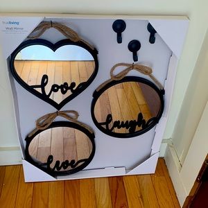 💚 New In Box Wall Mirror Set